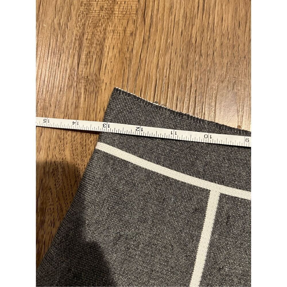 Women's knitted flared mini Skirt Colors: gray &white size S - Picture 5 of 6